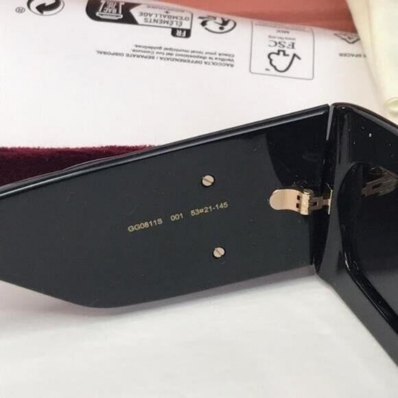 💯 - Authentic New Gucci GG0811S 001 Black / Grey Lens - Picture 11 of 13